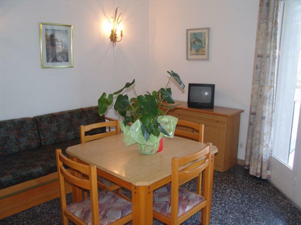 Apartamento Aries Basic Salou Exterior foto