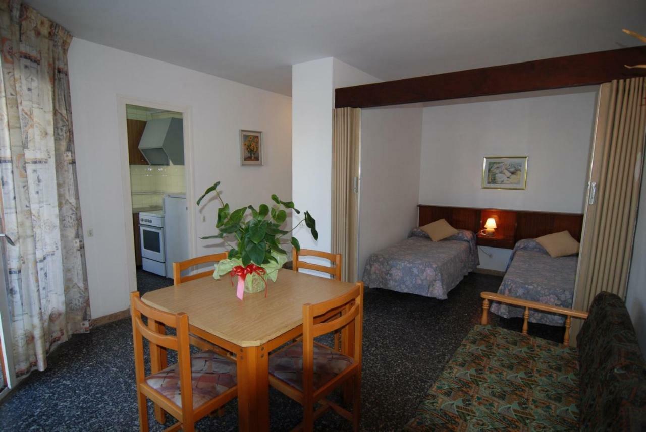 Apartamento Aries Basic Salou Exterior foto